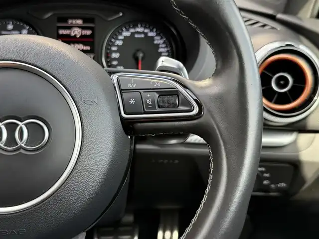 アウディ ＲＳ３ スポーツバック 静岡県 2015(平27)年 4.1万km 黒 サンルーフ/レザーシート/BSM/BANG&OLUFSEN/MMI/(CD/DVD/BT/フルセグ)/バックカメラ /ACC/パーキングアシスト/シートヒーター/スマートキー/ETC/ドライブレコーダー/純正フロアマット/純正19インチアルミホイール