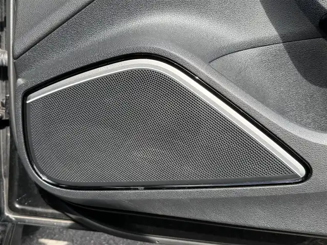 アウディ ＲＳ３ スポーツバック 静岡県 2015(平27)年 4.1万km 黒 サンルーフ/レザーシート/BSM/BANG&OLUFSEN/MMI/(CD/DVD/BT/フルセグ)/バックカメラ /ACC/パーキングアシスト/シートヒーター/スマートキー/ETC/ドライブレコーダー/純正フロアマット/純正19インチアルミホイール