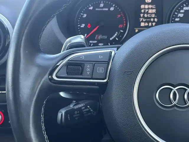 アウディ ＲＳ３ スポーツバック 静岡県 2015(平27)年 4.1万km パンサーブラッククリスタルエフェクト サンルーフ/レザーシート/BSM/BANG&OLUFSEN/MMI/(CD/DVD/BT/フルセグ)/バックカメラ /ACC/パーキングアシスト/シートヒーター/スマートキー/ETC/ドライブレコーダー/純正フロアマット/純正19インチアルミホイール