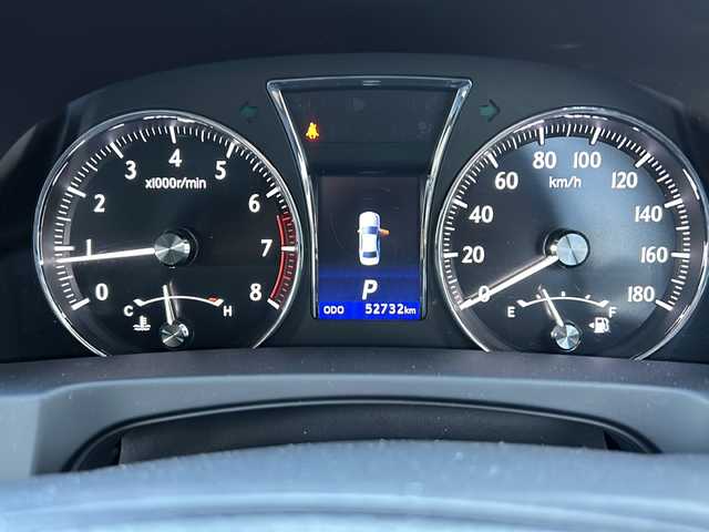 トヨタ クラウン ロイヤル ロイヤルサルーン G i－Four 山形県 2014(平26)年 5.3万km ホワイトパールクリスタルシャイン 禁煙車/4WD/プリクラッシュセーフティセンス/横滑り防止装置/クリアランスソナー/前後コーナーセンサー/バックカメラ/クルーズコントロール/前後ドライブレコーダー/純正メモリナビ/（Bluetooth/フルセグ/AM/FM/DVD/USB)/テレビキャンセラー/nanoe/ステアリングスイッチ/全席パワーシート/D席メモリー付きシート/純正フロアマット/ビルトインETC/スマートキー×２/ウィンカーミラー/電動格納ミラー/オートマチックハイビーム/HIDヘッドライト/社外アルミホイール/取扱説明書/記録簿