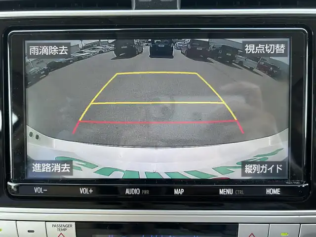 トヨタ ランドクルーザー プラド TX 岡山県 2019(平31)年 8.8万km ホワイトパールクリスタルシャイン 登録時走行距離　87397km/禁煙車/サンルーフ/4本スポークステアリングホイール（木目調：本革槇）/ルーフレール（ブラック）/純正AW　車載/純正ナビ(型番:NSZT-Y68T)/　(CD/フルセグTV/Bluetooth)/バックカメラ/ドライブレコーダー/クルーズコントロール(追従走行あり)/衝突被害軽減システム/車線逸脱警報（レーンキープアシスト）/コーナーセンサー/ETC/ステアリングスイッチ/純正LEDヘッドライト/フォグライト/オートライト/プッシュスタート/スマートキー/スペアキー×1/MTモード付きAT/社外17インチAW（RAYS）/ウインカーミラー/電動格納ミラー/純正フロアマット/横滑防止装置/盗難防止装置/取扱説明書/ナビ取扱説明書/新車時整備手帳（保証書）