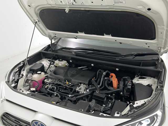 トヨタ ＲＡＶ４ ハイブリッドG 宮城県 2021(令3)年 6.4万km ホワイトパールクリスタルシャイン 禁煙車/トヨタセーフティセンス/・プリクラッシュセーフティ/・レーントレーシングアシスト/・レーダークルーズコントロール/・オートハイビームアシスト/・ブラインドスポットモニター/・リアクロストラフィックアラート/・クリアランスソナー/デジタルインナーミラー/ALPINE9インチナビ/・CD.DVD.SD.BT/フルセグTV/バックカメラ/電動リアゲート/レザーシート/・D席パワーシート/・前席シートヒーター/LEDヘッドライト/フォグランプ/ビルトインETC/ステアリングヒーター/ステアリングスイッチ/横滑り防止装置/純正18インチアルミホイール/純正フロアマット