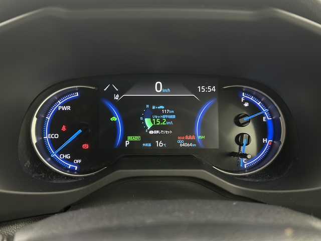 トヨタ ＲＡＶ４ ハイブリッドG 宮城県 2021(令3)年 6.4万km ホワイトパールクリスタルシャイン 禁煙車/トヨタセーフティセンス/・プリクラッシュセーフティ/・レーントレーシングアシスト/・レーダークルーズコントロール/・オートハイビームアシスト/・ブラインドスポットモニター/・リアクロストラフィックアラート/・クリアランスソナー/デジタルインナーミラー/ALPINE9インチナビ/・CD.DVD.SD.BT/フルセグTV/バックカメラ/電動リアゲート/レザーシート/・D席パワーシート/・前席シートヒーター/LEDヘッドライト/フォグランプ/ビルトインETC/ステアリングヒーター/ステアリングスイッチ/横滑り防止装置/純正18インチアルミホイール/純正フロアマット