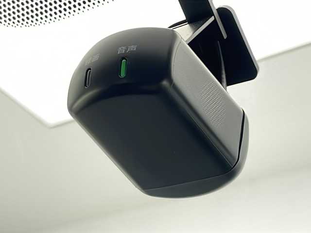 日産 セレナ X 千葉県 2022(令4)年 1.4万km ピュアホワイトパール 純正SDナビ（フルセグ/Bluetooth/CD/DVD/FM/AM）/プロパイロット/衝突軽減ブレーキ/レーンキープアシスト/レーダークルーズコントロール/標識認識機能/フリップダウンモニター/全方位カメラ/ETC/アイドリングストップ/デジタルインナーミラー/両側パワースライドドア/スマートキー/LEDヘッドライト/フォグライト/電動格納ミラー/ブラインドスポットモニター/純正フロアマット/ロールサンシェー/シートバックテーブル