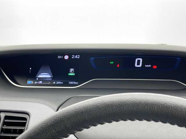 日産 セレナ X 千葉県 2022(令4)年 1.4万km ピュアホワイトパール 純正SDナビ（フルセグ/Bluetooth/CD/DVD/FM/AM）/プロパイロット/衝突軽減ブレーキ/レーンキープアシスト/レーダークルーズコントロール/標識認識機能/フリップダウンモニター/全方位カメラ/ETC/アイドリングストップ/デジタルインナーミラー/両側パワースライドドア/スマートキー/LEDヘッドライト/フォグライト/電動格納ミラー/ブラインドスポットモニター/純正フロアマット/ロールサンシェー/シートバックテーブル