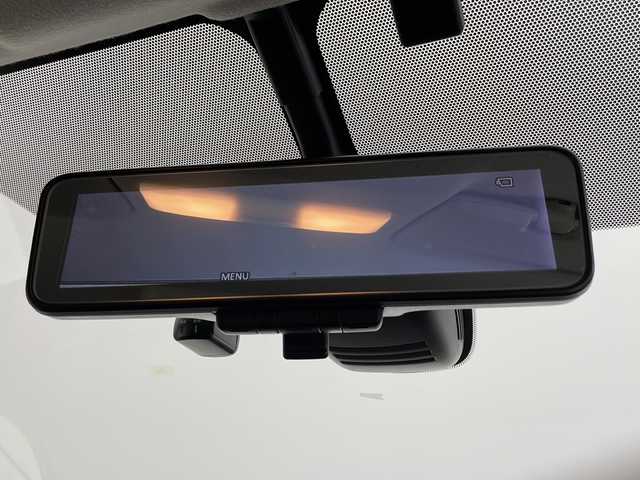 日産 セレナ X 千葉県 2022(令4)年 1.4万km ピュアホワイトパール 純正SDナビ（フルセグ/Bluetooth/CD/DVD/FM/AM）/プロパイロット/衝突軽減ブレーキ/レーンキープアシスト/レーダークルーズコントロール/標識認識機能/フリップダウンモニター/全方位カメラ/ETC/アイドリングストップ/デジタルインナーミラー/両側パワースライドドア/スマートキー/LEDヘッドライト/フォグライト/電動格納ミラー/ブラインドスポットモニター/純正フロアマット/ロールサンシェー/シートバックテーブル