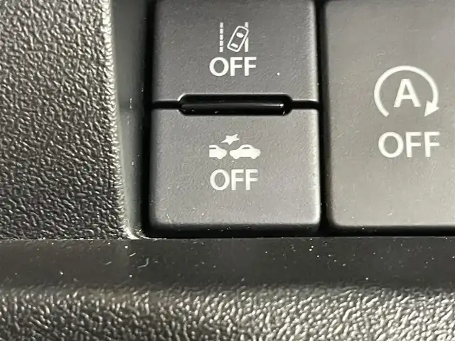 スズキ ジムニー XC 群馬県 2022(令4)年 1.2万km シフォンアイボリーメタリックブラック2トーンルーフ ブラックルーフ/社外マフラー【5ZIGEN】/前後社外バンパー【APIO】/リフトアップ【C.L.LINK】/＝＝＝＝＝/7インチSDナビ/・ipod/フルセグTV/BT/AM/FM/＝＝＝＝＝/前後ＡＰＩＯ製バンパー　社外マフラー　リフトアップ　マッドタイヤ　ブラックルーフ　ＳＤナビ　シートヒーター　クルコン　ＭＴモード付ＡＴ　レーンキープ　ダウンヒルアシスト　ドライブレコーダー　４ＷＤ