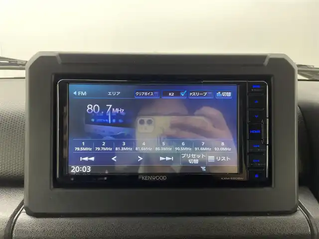 スズキ ジムニー XC 群馬県 2022(令4)年 1.2万km シフォンアイボリーメタリックブラック2トーンルーフ ブラックルーフ/社外マフラー【5ZIGEN】/前後社外バンパー【APIO】/リフトアップ【C.L.LINK】/＝＝＝＝＝/7インチSDナビ/・ipod/フルセグTV/BT/AM/FM/＝＝＝＝＝/前後ＡＰＩＯ製バンパー　社外マフラー　リフトアップ　マッドタイヤ　ブラックルーフ　ＳＤナビ　シートヒーター　クルコン　ＭＴモード付ＡＴ　レーンキープ　ダウンヒルアシスト　ドライブレコーダー　４ＷＤ