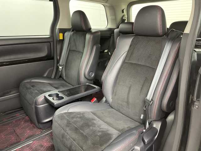 トヨタ ヴェルファイア 2．4Z ゴールデンアイズ 道央・札幌 2012(平24)年 9.9万km ブラック ・４WD　/寒冷地仕様/・純正HDDディーラーOPナビ/・DVD.CD.HDD.Bluetooth/・フルセグ.SD.バックカメラ/・純正フリップダウンモニター/・2列目オットマンシート/・両側パワースライドドア/・パワースライドドア/・HIDライト/オートライト/・ウッドコンビハンドル/・ハーフレザーシート/・スマートキー/・スタッドレスタイヤ積込み