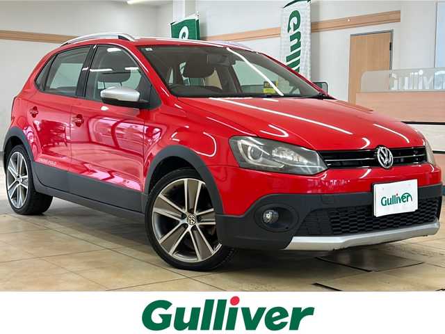 フォルクスワーゲン クロスポロ 道央・札幌 2013(平25)年 6.9万km 赤 ・純正ナビ/フルセグTV/DVD/CD/SD/BT/・バックカメラ/・ドライブレコーダー/・ETC/・横滑り防止/・キーレス/・ルーフレール/・電格ミラー/・冬タイヤ社外15インチAW積込