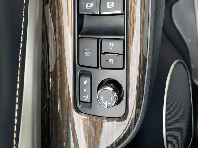 トヨタ ハリアー ハイブリッド エレガンス 静岡県 2014(平26)年 7.5万km スパークリングブラックパールクリスタルシャイン モデリスタエアロ（フロント、サイド、リア）/４WD/純正ナビ/（AM/FM/CD/DVD/BT)/フルセグTV/バックカメラ/スマートキー/プッシュスタート/ハーフレザーシート/運転席パワーシート/ドライブレコーダー/ビルトインETC/純正18インチアルミホイール/横滑り防止装置/スペアキー×１/LEDヘッドライト/純正フロアマット/保証書