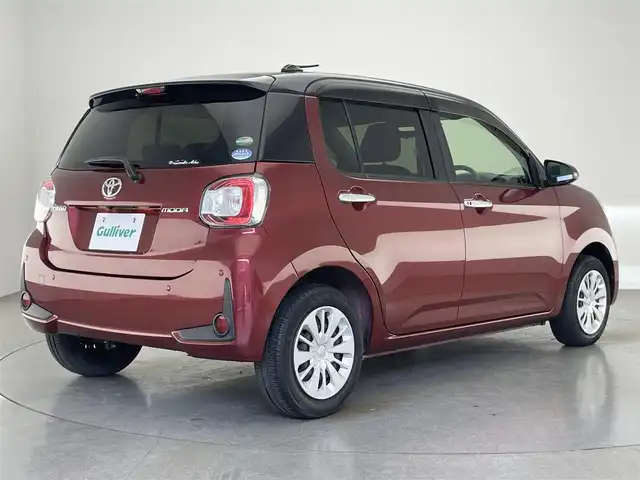 トヨタ パッソ モーダ 愛知県 2018(平30)年 5.5万km ブラックマイカメタリック/ファイアークォーツレッドメタリック 純正ナビ　全方位カメラ　ＳＡIII　禁煙車　ドライブレコーダー　ＥＴＣ　衝突軽減　車線逸脱　オートハイビーム　ＬＥＤオートライト　フォグランプ　ツートンカラー　純正フロアマット　コーナーセンサー　アイスト