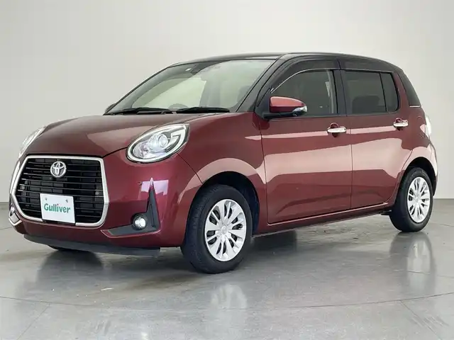 トヨタ パッソ モーダ 愛知県 2018(平30)年 5.5万km ブラックマイカメタリック/ファイアークォーツレッドメタリック 純正ナビ　全方位カメラ　ＳＡIII　禁煙車　ドライブレコーダー　ＥＴＣ　衝突軽減　車線逸脱　オートハイビーム　ＬＥＤオートライト　フォグランプ　ツートンカラー　純正フロアマット　コーナーセンサー　アイスト