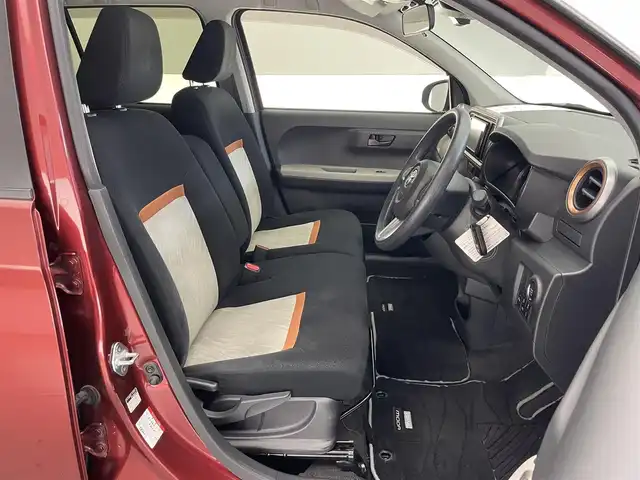 トヨタ パッソ モーダ 愛知県 2018(平30)年 5.5万km ブラックマイカメタリック/ファイアークォーツレッドメタリック 純正ナビ　全方位カメラ　ＳＡIII　禁煙車　ドライブレコーダー　ＥＴＣ　衝突軽減　車線逸脱　オートハイビーム　ＬＥＤオートライト　フォグランプ　ツートンカラー　純正フロアマット　コーナーセンサー　アイスト