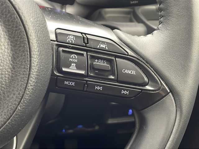 トヨタ シエンタ ハイブリッド Z 沖縄県 2023(令5)年 3.2万km ホワイトパールクリスタルシャイン 純正ディスプレイオーディオ/（ラジオ　ＵＳＢ　Ｂｌｕｅｔｏｏｔｈ　フルセグＴＶ）/全方位カメラ/ＥＴＣ2.0/両側パワースライドドア/トヨタセーフティセンス/プッシュスタート/スマートキー/コーナーセンサー/純正フロアマット/シートヒーター/前後コーナーセンサー