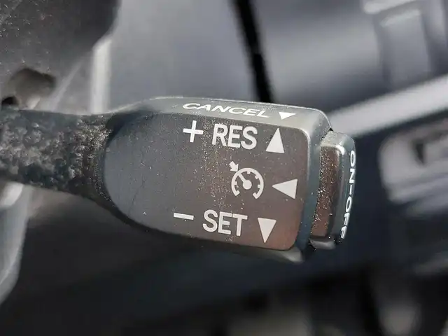 トヨタ ノア Si ダブルバイビー 東京都 2018(平30)年 6.3万km ホワイトパールクリスタルシャイン 社外ＳＤナビ（MAX678W)/（CD/DVD/BT/フルセグTV/USB）/両側パワースライドドア/バックカメラ/ハーフレザーシート/Toyota Safety Sense/・プリクラッシュセーフティ/・レーンディパーチャーアラート/・先行車発進告知/・オートマチックハイビーム/LEDヘッドライト/オートライト/後席サンシェード/ＥＴＣ/スマートキー×2/社外アルミ付冬タイヤ有