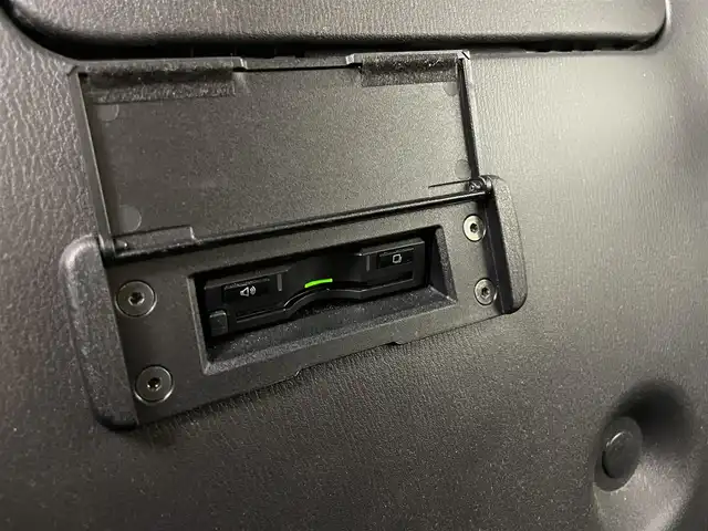 マツダ ロードスター ＲＦ VS 埼玉県 2020(令2)年 3.4万km マシーングレープレミアムM ６MT/オープンカー/BOSEサウンド/純正７インチSDナビ/DTV/USB/BT/AUX/DVD/CD/ブラインドスポットモニター/クルーズコントロール/レーンキープアシスト/バックカメラ/レザーシート/シートヒーター/ドライブレコーダー前方/LEDオートライト/ビルトインETC