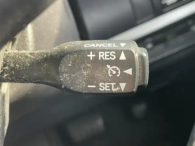 トヨタ ヴォクシー ZS 煌Ⅲ 滋賀県 2021(令3)年 3.3万km イナズマスパーキングブラックガラスフレーク 純正SDナビ/(フルセグTV CD DVD Bluetooth)/純正フリップダウンモニター/バックカメラ/トヨタセーフティセンス/・クルーズコントロール/・プリクラッシュセーフティ/・レーンディパーチャーアラート/・先行車発信通知/・クリアランスソナー/両側パワースライドドア/ステアリングリモコン/革巻きステアリング/前後ドライブレコーダー/ビルトインETC/リアサンシェード/電動格納ミラー/LEDオートヘッドライト