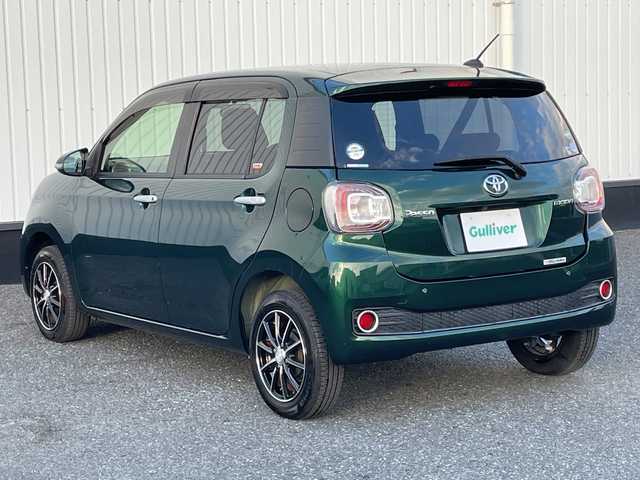 トヨタ パッソ モーダ　S 千葉県 2016(平28)年 2.8万km ダークエメラルドマイカ 純正SDナビ/(AM/FM/フルセグ/BT)/衝突被害軽減システム/車線逸脱警報/バックカメラ/横滑り防止装置/ETC/ドライブレコーダー/アイドリングストップ/LEDヘッドライト/フォグランプ/ウィンカーミラー/電動格納ミラー/社外14インチAW/シートリフター/プッシュスタート/スマートキー/フロアマット/スペアキー/取扱説明書/保証書