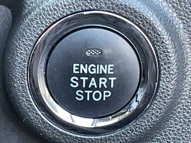 トヨタ パッソ モーダ　S 千葉県 2016(平28)年 2.8万km ダークエメラルドマイカ 純正SDナビ/(AM/FM/フルセグ/BT)/衝突被害軽減システム/車線逸脱警報/バックカメラ/横滑り防止装置/ETC/ドライブレコーダー/アイドリングストップ/LEDヘッドライト/フォグランプ/ウィンカーミラー/電動格納ミラー/社外14インチAW/シートリフター/プッシュスタート/スマートキー/フロアマット/スペアキー/取扱説明書/保証書