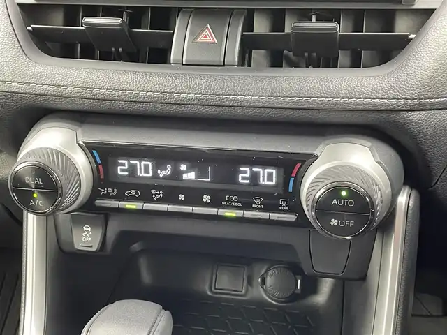 トヨタ ＲＡＶ４ X 千葉県 2020(令2)年 5万km ホワイトパールクリスタルシャイン 社外SDナビ/【AM/FM/Bluetooth/USB/HDMI】/フルセグTV/ビルトインETC/オートライト/オートハイビーム/衝突軽減ブレーキ/レーンキープアシスト/前後コーナーセンサー/LEDヘッドライト/レーダークルーズコントロール/スマートキー/プッシュスタート/純正アルミホイール/純正フロアマット