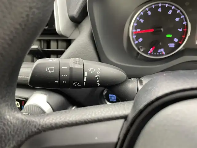 トヨタ ＲＡＶ４ X 千葉県 2020(令2)年 5万km ホワイトパールクリスタルシャイン 社外SDナビ/【AM/FM/Bluetooth/USB/HDMI】/フルセグTV/ビルトインETC/オートライト/オートハイビーム/衝突軽減ブレーキ/レーンキープアシスト/前後コーナーセンサー/LEDヘッドライト/レーダークルーズコントロール/スマートキー/プッシュスタート/純正アルミホイール/純正フロアマット