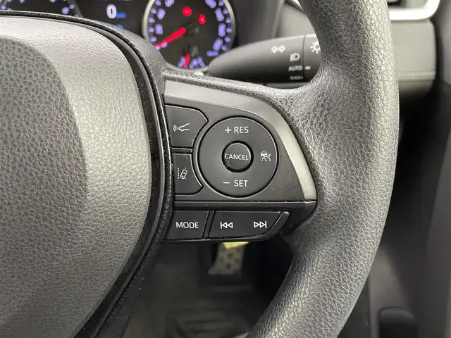 トヨタ ＲＡＶ４ X 千葉県 2020(令2)年 5万km ホワイトパールクリスタルシャイン 社外SDナビ/【AM/FM/Bluetooth/USB/HDMI】/フルセグTV/ビルトインETC/オートライト/オートハイビーム/衝突軽減ブレーキ/レーンキープアシスト/前後コーナーセンサー/LEDヘッドライト/レーダークルーズコントロール/スマートキー/プッシュスタート/純正アルミホイール/純正フロアマット