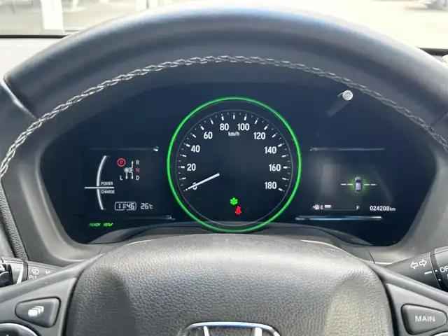 ホンダ ヴェゼル ハイブリッド Z ホンダセンシング 静岡県 2018(平30)年 2.5万km クリスタルブラックパール 純正SDナビ/Bluetooth/バックカメラ/フルセグテレビ/純正ビルトインETC/純正ドライブレコーダー前方のみ/純正フロアマット/純正アルミホイール/パドルシフト/電動パーキングブレーキ/追従式クルーズコントロール/LKAS/横滑り防止装置/衝突軽減システム/LEDヘッドライト/オートライト/フォグランプ