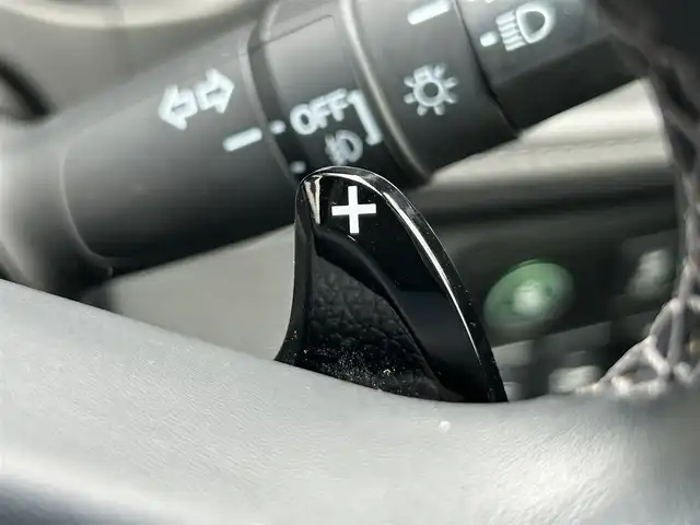 ホンダ ヴェゼル ハイブリッド Z ホンダセンシング 静岡県 2018(平30)年 2.5万km クリスタルブラックパール 純正SDナビ/Bluetooth/バックカメラ/フルセグテレビ/純正ビルトインETC/純正ドライブレコーダー前方のみ/純正フロアマット/純正アルミホイール/パドルシフト/電動パーキングブレーキ/追従式クルーズコントロール/LKAS/横滑り防止装置/衝突軽減システム/LEDヘッドライト/オートライト/フォグランプ