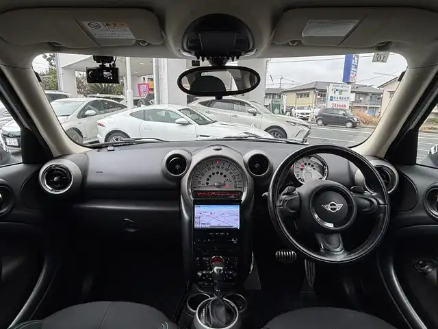 ＭＩＮＩ ミニ クロスオーバー クーパー S 熊本県 2011(平23)年 4.8万km ライトホワイト 社外ナビ（AVIC-VH09）/【フルセグTV/Bluetooth再生/CD/DVD】/バックカメラ/ルーフレール/パドルシフト/HIDライト/フォグライト/純正17インチAW/プッシュスタート/ドライブレコーダー/電動格納ミラー/オートエアコン