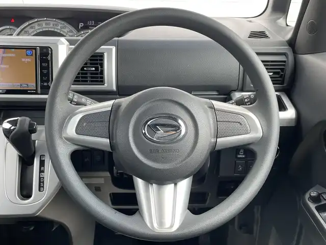 ダイハツ ウェイク X SA 岩手県 2015(平27)年 6.6万km オフビートカーキM 禁煙車/4WD/ターボ/片側パワースライドドア/社外7インチワイドナビ/→フルセグTV/Bluetooth/CD/DVD/FM/AM/バックカメラ/横滑り防止装置/衝突軽減システム/運転席シートヒーター/〇プッシュスタート/〇電動格納ミラー/〇ドアバイザー/〇フロアマット/〇スマートキー/〇シガーソケット/オートライト/LEDヘッドライト/フォグライト/ETC/二列目両側サンシェード/助手席下収納