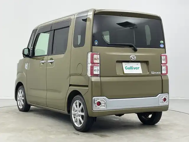 ダイハツ ウェイク X SA 新潟県 2015(平27)年 6.6万km オフビートカーキM 禁煙車/4WD/ターボ/片側パワースライドドア/社外7インチワイドナビ/→フルセグTV/Bluetooth/CD/DVD/FM/AM/バックカメラ/横滑り防止装置/衝突軽減システム/運転席シートヒーター/〇プッシュスタート/〇電動格納ミラー/〇ドアバイザー/〇フロアマット/〇スマートキー/〇シガーソケット/オートライト/LEDヘッドライト/フォグライト/ETC/二列目両側サンシェード/助手席下収納