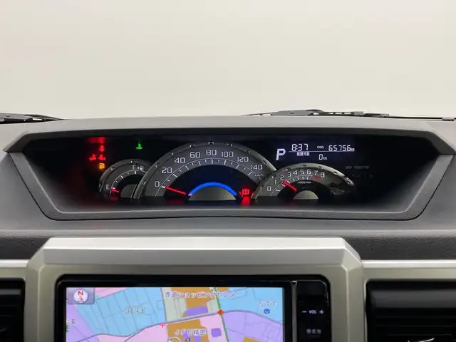 ダイハツ ウェイク X SA 新潟県 2015(平27)年 6.6万km オフビートカーキM 禁煙車/4WD/ターボ/片側パワースライドドア/社外7インチワイドナビ/→フルセグTV/Bluetooth/CD/DVD/FM/AM/バックカメラ/横滑り防止装置/衝突軽減システム/運転席シートヒーター/〇プッシュスタート/〇電動格納ミラー/〇ドアバイザー/〇フロアマット/〇スマートキー/〇シガーソケット/オートライト/LEDヘッドライト/フォグライト/ETC/二列目両側サンシェード/助手席下収納