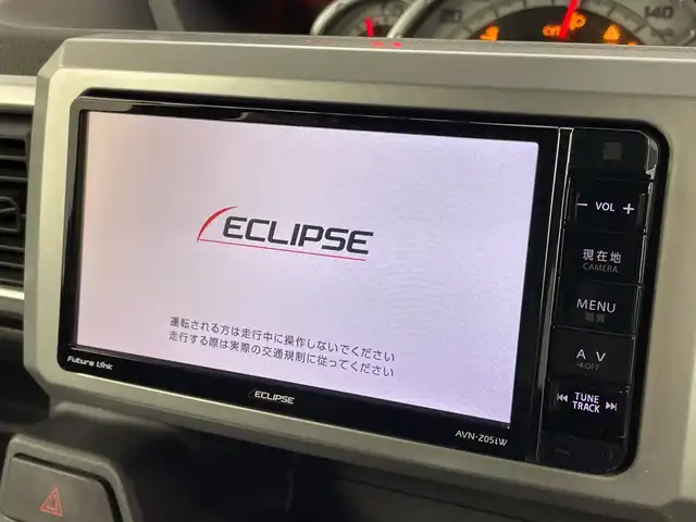 ダイハツ ウェイク X SA 新潟県 2015(平27)年 6.6万km オフビートカーキM 禁煙車/4WD/ターボ/片側パワースライドドア/社外7インチワイドナビ/→フルセグTV/Bluetooth/CD/DVD/FM/AM/バックカメラ/横滑り防止装置/衝突軽減システム/運転席シートヒーター/〇プッシュスタート/〇電動格納ミラー/〇ドアバイザー/〇フロアマット/〇スマートキー/〇シガーソケット/オートライト/LEDヘッドライト/フォグライト/ETC/二列目両側サンシェード/助手席下収納