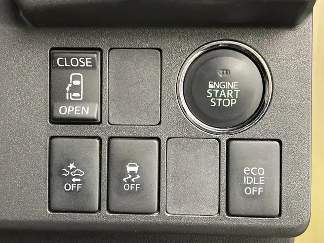 ダイハツ ウェイク X SA 新潟県 2015(平27)年 6.6万km オフビートカーキM 禁煙車/4WD/ターボ/片側パワースライドドア/社外7インチワイドナビ/→フルセグTV/Bluetooth/CD/DVD/FM/AM/バックカメラ/横滑り防止装置/衝突軽減システム/運転席シートヒーター/〇プッシュスタート/〇電動格納ミラー/〇ドアバイザー/〇フロアマット/〇スマートキー/〇シガーソケット/オートライト/LEDヘッドライト/フォグライト/ETC/二列目両側サンシェード/助手席下収納