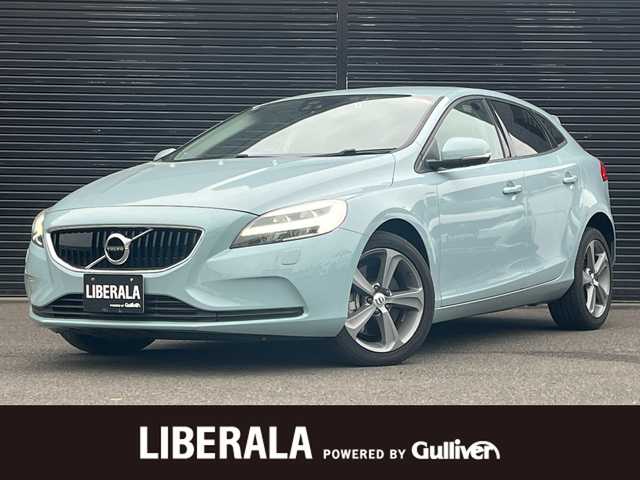 ボルボ Ｖ４０ D4 モメンタム 静岡県 2018(平30)年 1.9万km アマゾンブルー アダプティブクルーズコントロール/BLIS/純正ナビ/（BT/CD/DVD/USB）/バックカメラ/リアコーナーセンサー/レーンキープアシスト/LEDヘッドライト/純正ドライブレコーダー/スマートキー/パワーシート/シートヒーター/メモリーシート/純正１７インチAW/ETC