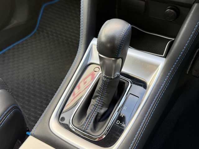 スバル レヴォーグ 1．6GT－S アイサイト 道南・函館 2015(平27)年 4.3万km クリスタルホワイトP 社外ナビ/フルセグＴＶ/衝突軽減ブレーキ/シートヒーター/クルーズコントロール/バックカメラ/サイドカメラ/パワーシート/オートライト/レーンキープアシスト/純正アルミホイール/ＬＥＤヘッドライト