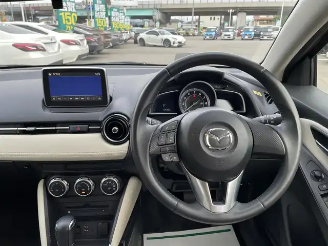 マツダ デミオ 13S Lパッケージ 石川県 2014(平26)年 7.4万km ソウルレッドプレミアムメタリック レーダーブレーキ/純正メモリーナビ/CD/DVD/フルセグTV/バックカメラ/LEDヘッドライト/ETC/ハーフレザーシート/スマートキー/プッシュスタート/電動ミラー/ドライブレコーダー/純正アルミホイール/オートライト