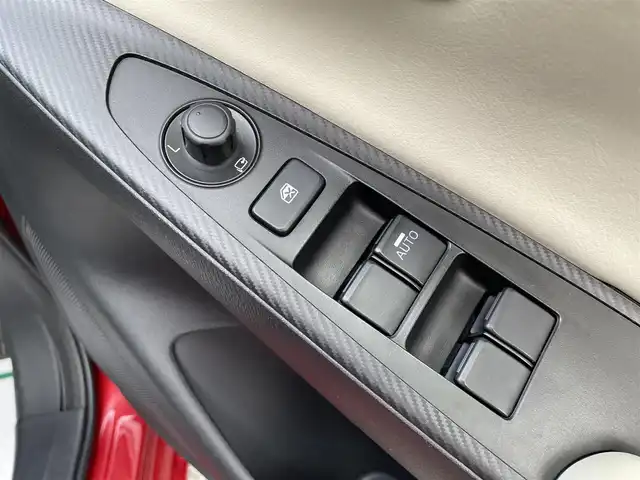 マツダ デミオ 13S Lパッケージ 石川県 2014(平26)年 7.4万km ソウルレッドプレミアムメタリック レーダーブレーキ/純正メモリーナビ/CD/DVD/フルセグTV/バックカメラ/LEDヘッドライト/ETC/ハーフレザーシート/スマートキー/プッシュスタート/電動ミラー/ドライブレコーダー/純正アルミホイール/オートライト