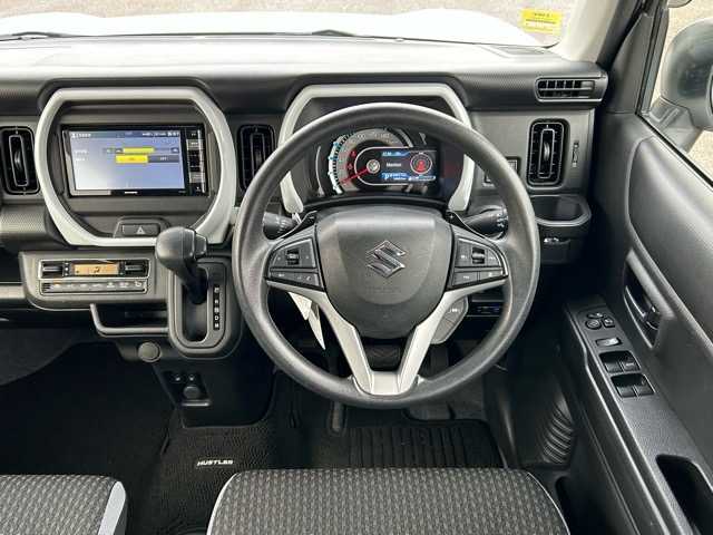 スズキ ハスラー HYBRID G ターボ 千葉県 2020(令2)年 3.9万km ピュアホワイトP 社外ナビ/ワンセグTV/Bluetooth/DVD/CD/バックカメラ/デュアルカメラブレーキサポート/ドライブレコーダー/ETC/オートライト/プッシュスタートボタン/ステアリングスイッチ/シートヒーター/横滑り防止装置/レーンキープアシスト/盗難防止装置/純正フロアマット/スペアキー1本/取扱説明書