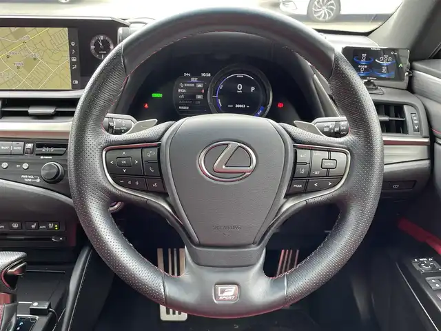 レクサス ＥＳ 300h Fスポーツ 新潟県 2019(平31)年 3.1万km ヒートブルーコントラストレイヤリング サンルーフ/セーフティシステム/ワンオーナー/メーカーナビ/(AM/FM/CD/DVD/BT/フルセグ)/バックカメラ/ETC2.0/クルーズコントロール追従有/革巻きステアリング/ステアリングスイッチ/パドルシフト/MTモード付きAT/ステアリングヒーター/赤革シート/エアシート/シートヒーター/パワーシート/AUTOライト/LEDヘッドライト/前後ドライブレコーダー/電動サンシェード/横滑り防止/プッシュスタート/スマートキー