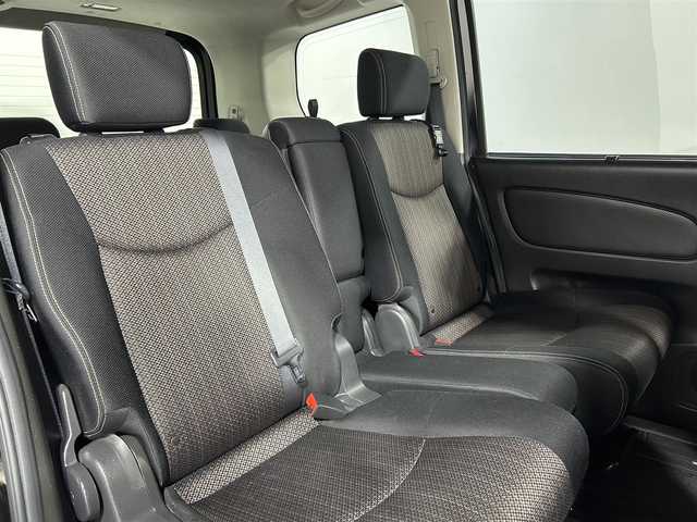 日産 セレナ HWS S HV Vセレ +SeftyⅡ 大阪府 2016(平28)年 4.9万km ダイヤモンドブラック 純正8incナビ(フルセグ/DVD再生/Bluetooth) 360カメラ ETC 両側パワースライドドア 衝突軽減 クルコン レーンアシスト アイドリングストップ スマートキー ワンオーナー