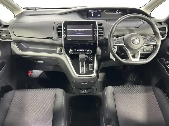 日産 セレナ ハイウェイスター G 大阪府 2016(平28)年 4.5万km ブリリアントホワイトパール ＰｒｏＰＩＬＯＴ　純正９ｉｎｃナビＴＶ　３６０カメラ　後席モニター　デジタルインナーミラー　衝突軽減　レーダーＣ　クリアランスソナー　パークアシスト　シートヒーター　両側パワースライドドア　ドラレコ