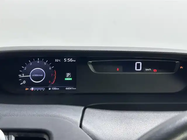 日産 セレナ ハイウェイスター G 大阪府 2016(平28)年 4.5万km ブリリアントホワイトパール ＰｒｏＰＩＬＯＴ　純正９ｉｎｃナビＴＶ　３６０カメラ　後席モニター　デジタルインナーミラー　衝突軽減　レーダーＣ　クリアランスソナー　パークアシスト　シートヒーター　両側パワースライドドア　ドラレコ