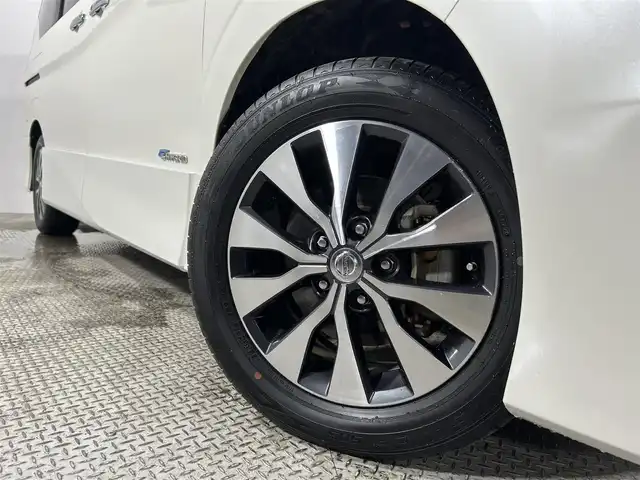 日産 セレナ ハイウェイスター G 大阪府 2016(平28)年 4.5万km ブリリアントホワイトパール ＰｒｏＰＩＬＯＴ　純正９ｉｎｃナビＴＶ　３６０カメラ　後席モニター　デジタルインナーミラー　衝突軽減　レーダーＣ　クリアランスソナー　パークアシスト　シートヒーター　両側パワースライドドア　ドラレコ