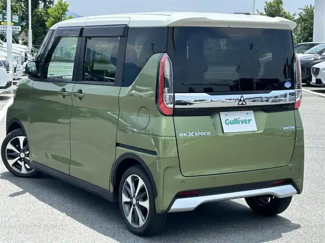 三菱 ｅＫクロススペース T 奈良県 2020(令2)年 5.6万km 緑／白 両側パワースライドドア/社外ナビ(フルセグTV/CD/AM・FM/BT)/アラウンドビューモニター/ビルトインETC/前後ドラレコ/デジタルインナーミラー/マイパイロット/クルーズコントロール/ASC(アクティブスタビティコントロール)/HDC(ヒルディセントコントロール)/先進安全パッケージ/先進快適パッケージ/パドルシフト/シートヒーター(D/N席)/LEDヘッドライト/純正15インチアルミホイール/純正フロアマット/カラーコードW37F28