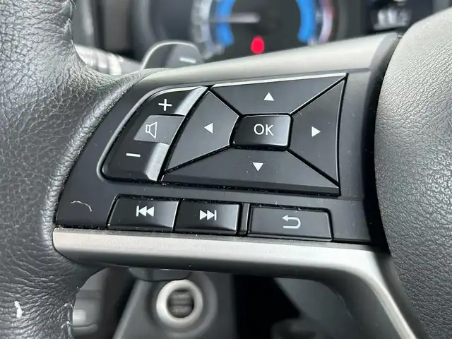 三菱 ｅＫクロススペース T 奈良県 2020(令2)年 5.6万km 緑／白 両側パワースライドドア/社外ナビ(フルセグTV/CD/AM・FM/BT)/アラウンドビューモニター/ビルトインETC/前後ドラレコ/デジタルインナーミラー/マイパイロット/クルーズコントロール/ASC(アクティブスタビティコントロール)/HDC(ヒルディセントコントロール)/先進安全パッケージ/先進快適パッケージ/パドルシフト/シートヒーター(D/N席)/LEDヘッドライト/純正15インチアルミホイール/純正フロアマット/カラーコードW37F28