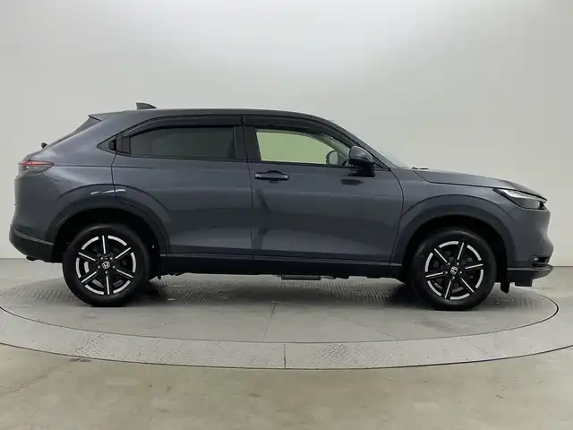 ホンダ ヴェゼル ハイブリッド e:HEV X 新潟県 2022(令4)年 6.4万km メテオロイドグレーメタリック ４WD/ホンダセンシング/ワンオーナー/寒冷地仕様/純正SDナビ/　　CD/DVD/AM/FM/SD/フルセグ/Bluetooth/バックモニター/アダプティブクルーズコントロール/ダウンヒルアシストコントロール/LEDオートライト/前席シートヒーター/純正16インチアルミホイール付/パドルシフト/純正フロアマット/ドアバイザー/スマートキー/ETC