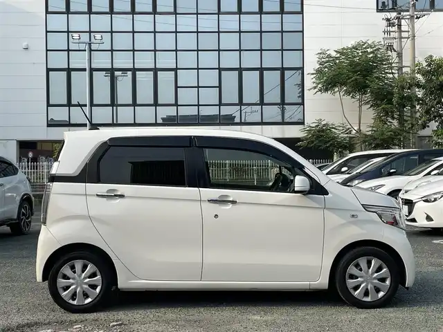 ホンダ Ｎ ＷＧＮ G SSパッケージ 熊本県 2018(平30)年 5.7万km プレミアムホワイトパールⅡ プッシュスタート/社外ナビ/（CD・DVD・フルセグTV・BTオーディオ・SD）/バックカメラ/ビルトインETC/横滑り防止装置/フロアマット/ドアバイザー/新車保証書/取扱説明書