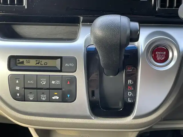 ホンダ Ｎ ＷＧＮ G SSパッケージ 熊本県 2018(平30)年 5.7万km プレミアムホワイトパールⅡ プッシュスタート/社外ナビ/（CD・DVD・フルセグTV・BTオーディオ・SD）/バックカメラ/ビルトインETC/横滑り防止装置/フロアマット/ドアバイザー/新車保証書/取扱説明書